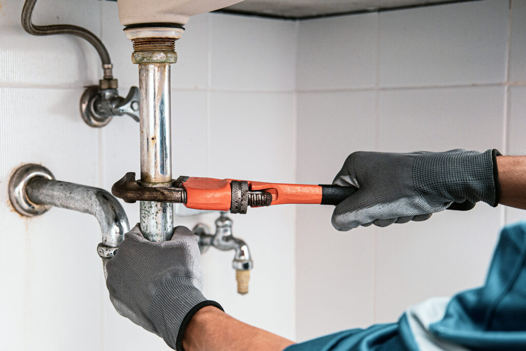 Leak Repair in Leipsic
